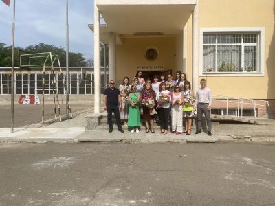 Педагогически персонал 4